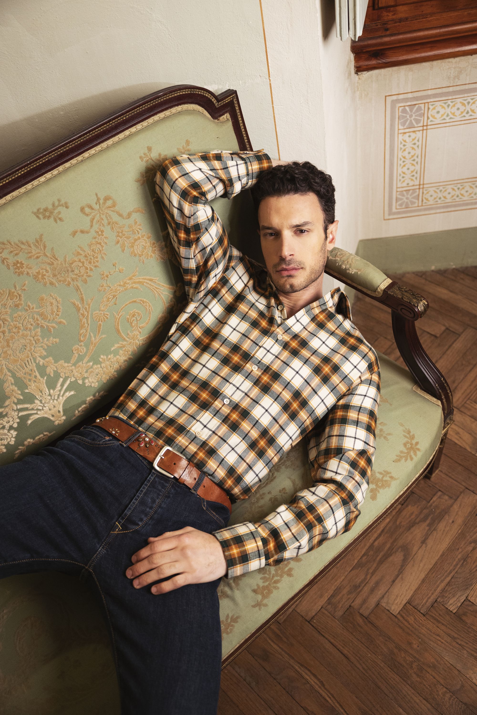 Campagna Image Fall Winter 24/25 13
